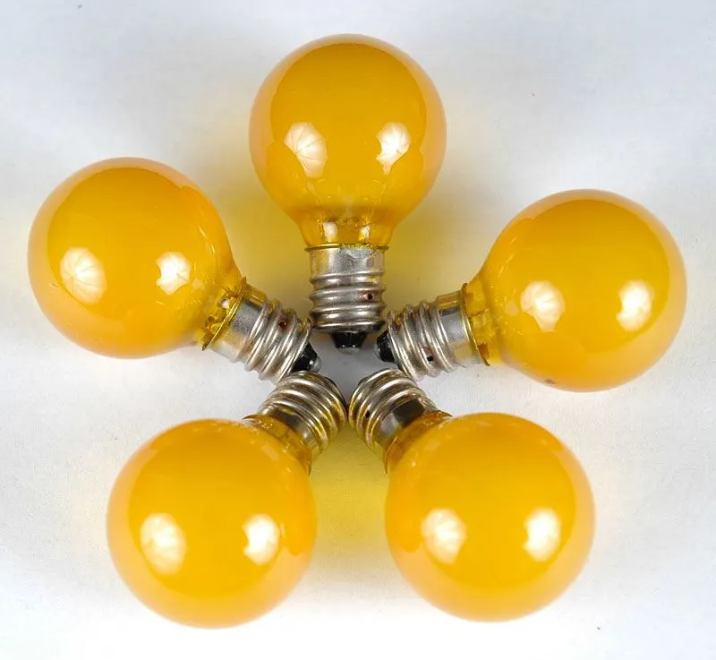 100 G40 Globe String Light Set With Yellow Bulbs On Black Wire 8 100 G40 Globe String Light Set With Yellow Bulbs On Black Wire - Image 8