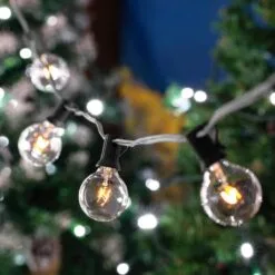 100 G40 Globe String Light Set With Clear Bulbs On Black Wire -Holiday Lights Sales 0032393 100 g40 globe string light set with clear bulbs on black wire
