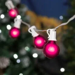 100 G40 Globe String Light Set With Pink Satin Bulbs On White Wire -Holiday Lights Sales 0032635 100 g40 globe string light set with pink satin bulbs on white wire